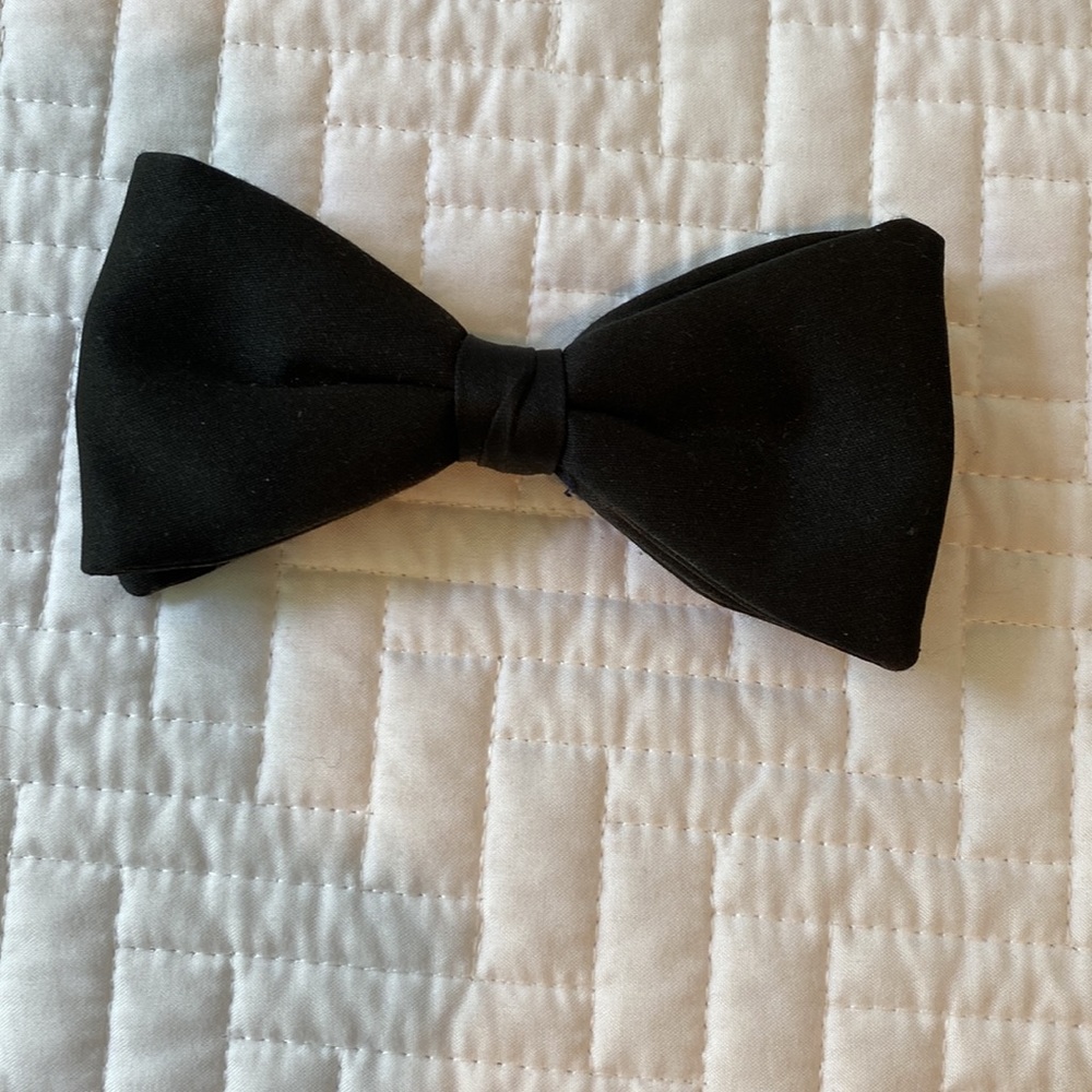 3 bow ties - Picture 4 of 6